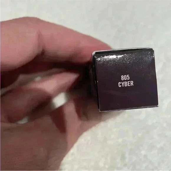 MAC Cosmetics Satin Lipstick in Cyber (805) NIB - Picture 7 of 7